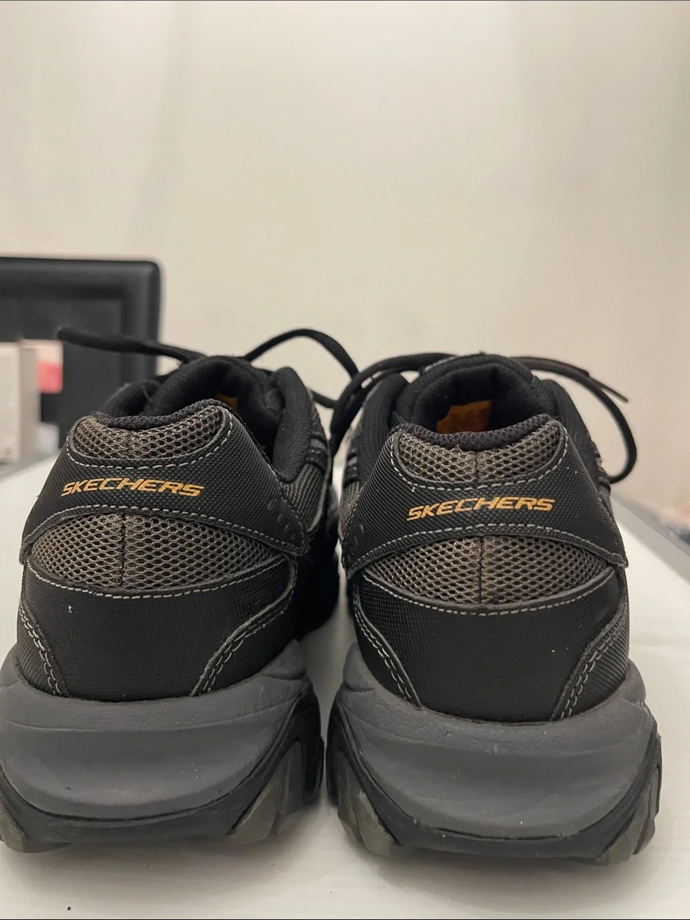 SKECHERS WORK RELAXED FIT CANKTON STEEL TOE ATHLETIC WORK SHOES MENS SIZE 9